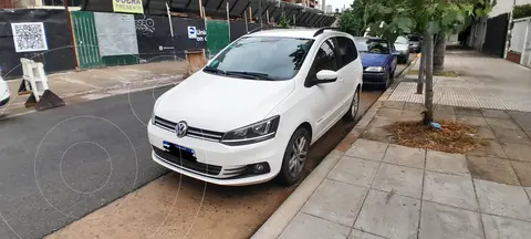 Volkswagen Suran 1.6 Highline usado (2018) color Blanco Cristal precio $17.000.000