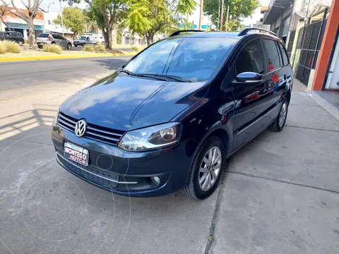 Volkswagen Suran 1.6 Highline usado (2014) color Gris Vulcano precio u$s9.700