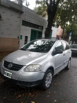 Volkswagen Suran 1.6 Comfortline usado (2010) color Gris precio $10.500.000