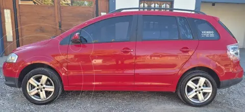 Volkswagen Suran 1.6 Highline usado (2010) color Rojo precio $5.900.000