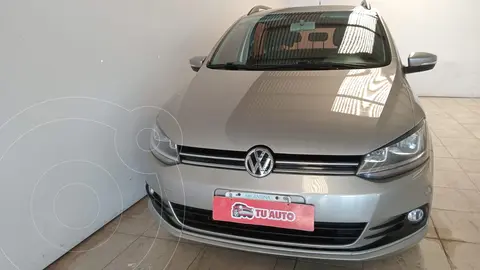 Volkswagen Suran 1.6 Trendline usado (2015) color Beige Arena precio $10.500.000