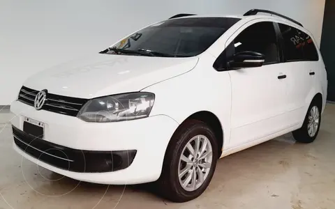Volkswagen Suran 1.6 Trendline usado (2014) color Blanco precio $3.500.000