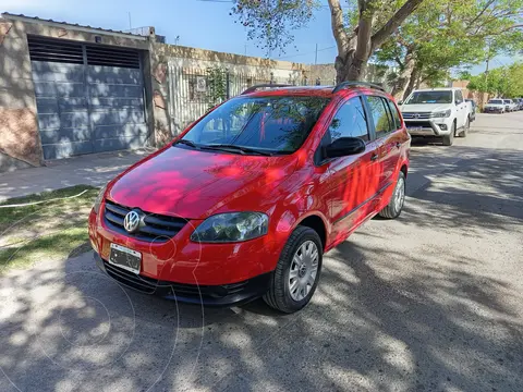 Volkswagen Suran 1.6 Comfortline usado (2010) color Rojo precio $9.000.000