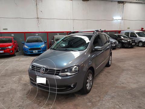 foto Volkswagen Suran 1.6 Highline usado (2013) color Gris Vulcano precio $895.000