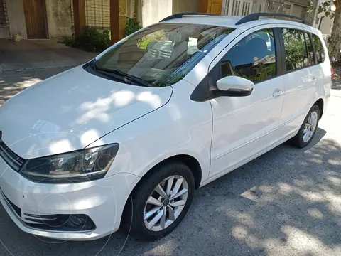 Volkswagen Suran 1.6 Trendline usado (2015) color Blanco precio €10.500