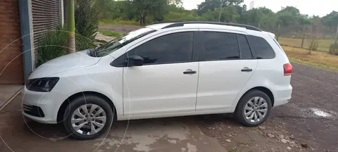 Volkswagen Suran 1.6 Comfortline usado (2016) color Blanco precio $15.000.000