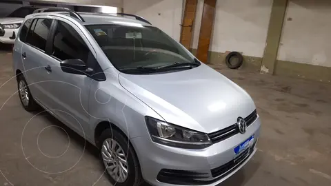 Volkswagen Suran 1.6 Comfortline usado (2016) color Gris precio $15.500.000