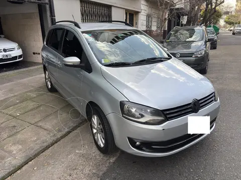 Volkswagen Suran 1.6 Trendline usado (2011) color Plata Reflex precio $9.590.000