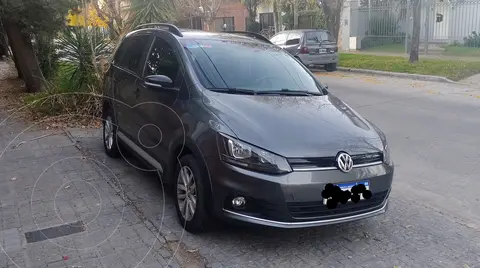 foto Volkswagen Suran 1.6 Track usado (2017) color Gris Indy precio $3.700.000