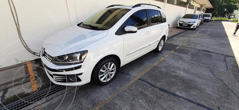 Volkswagen Suran 1.6 Highline usado (2015) color Blanco precio $2.200.000