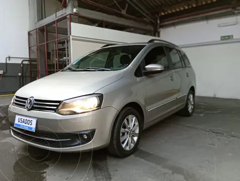 Volkswagen Suran 1.6 Highline usado (2011) color Plata precio $8.900.000