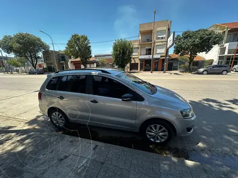 Volkswagen Suran 1.6 Highline usado (2011) color Plata precio u$s9.500