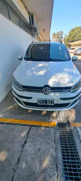 foto Volkswagen Suran 1.6 Highline usado (2015) color Blanco precio $13.900.000