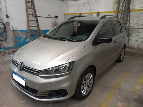 Volkswagen Suran 1.6 Trendline usado (2016) color Gris precio $14.000.000