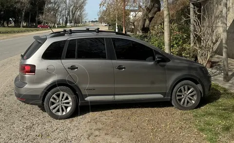 Volkswagen Suran 1.6 Track usado (2019) color Gris precio u$s14.000