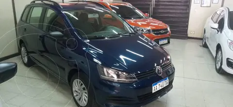 Volkswagen Suran 1.6 Comfortline usado (2016) color Azul Cobalto precio $4.000.000