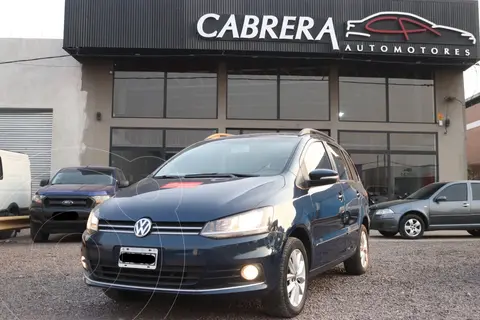 Volkswagen Suran 1.6 Trendline usado (2015) color Azul precio $13.000.000