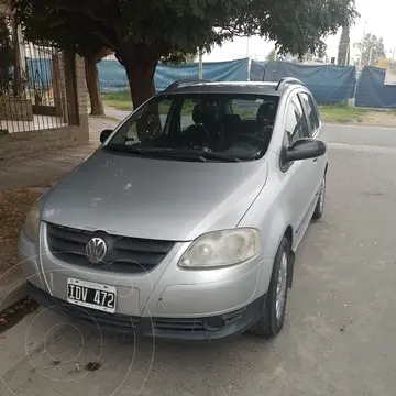 Volkswagen Suran 1.6 Comfortline usado (2009) color Gris precio u$s6.500
