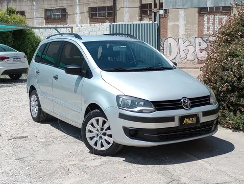 Volkswagen Suran 1.6 Comfortline usado (2012) color Gris financiado en cuotas(anticipo $6.800.000)