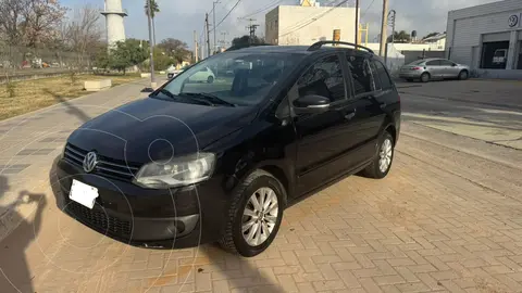 Volkswagen Suran 1.6 Highline usado (2012) color Negro precio $11.500.000