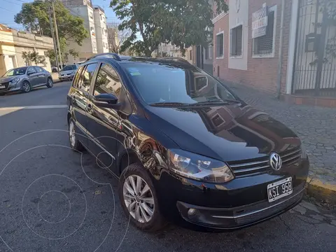 Volkswagen Suran 1.6 Highline usado (2011) color Negro precio $11.500.000