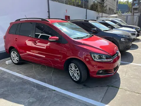 Volkswagen Suran 1.6 Highline usado (2019) color Rojo Tornado precio $4.100.000