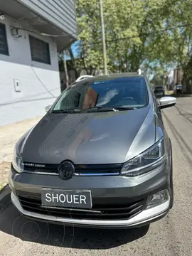 Volkswagen Suran Cross 1.6 Highline usado (2019) color Gris financiado en cuotas(anticipo $8.500.000 cuotas desde $550.000)
