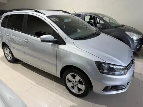 Volkswagen Suran 1.6 Trendline usado (2017) color Plata precio $15.700.000