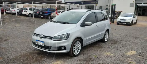 Volkswagen Suran 1.6 Comfortline usado (2017) color Gris precio $4.700.000