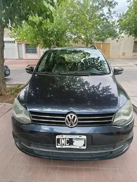 Volkswagen Suran 1.6 Trendline usado (2011) color Azul Electrico precio $9.300.000