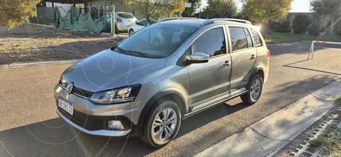 Volkswagen Suran Cross 1.6 Highline usado (2017) color Beige precio $18.500.000