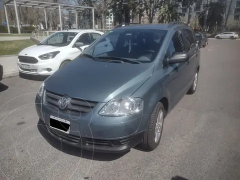 Volkswagen Suran 1.6 Trendline usado (2009) color Gris precio $9.000.000