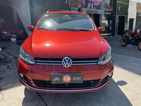 Volkswagen Suran 1.6 Highline usado (2019) color Rojo Tornado precio $15.000.000
