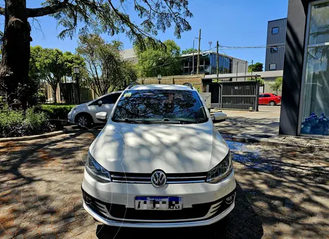 Volkswagen Suran 1.6 Highline I-Motion usado (2017) color Blanco Cristal precio $14.988.000