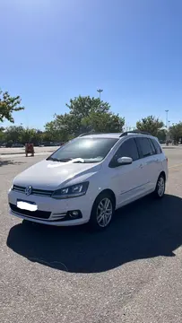 Volkswagen Suran 1.6 Highline Plus usado (2017) color Blanco Cristal precio $16.900.000