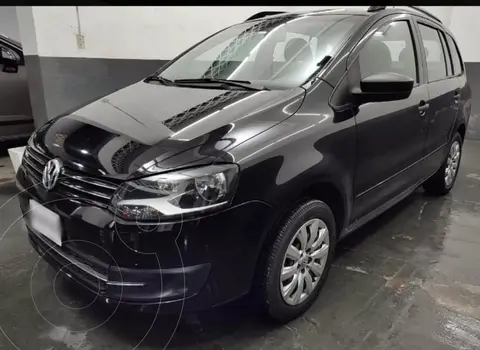 Volkswagen Suran 1.6 Comfortline usado (2014) color Negro precio $3.235.000