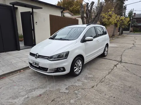 Volkswagen Suran 1.6 Highline I-Motion usado (2015) color Blanco precio $14.900.000