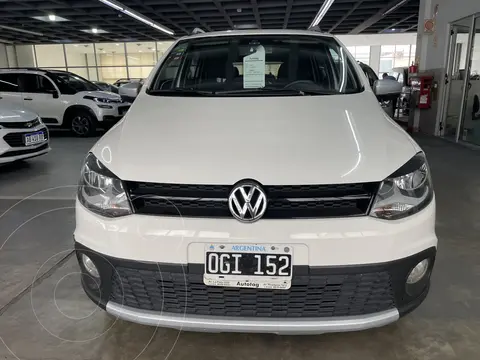 Volkswagen Suran Cross 1.6 Highline usado (2014) color Blanco precio $3.450.000
