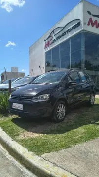 Volkswagen Suran SURAN 1.6 TRENDLINE usado (2014) color Negro precio $11.700.000