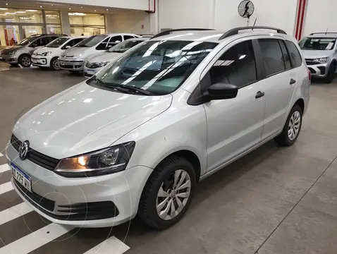 Volkswagen Suran 1.6 Comfortline usado (2018) color Plata precio $16.500.000