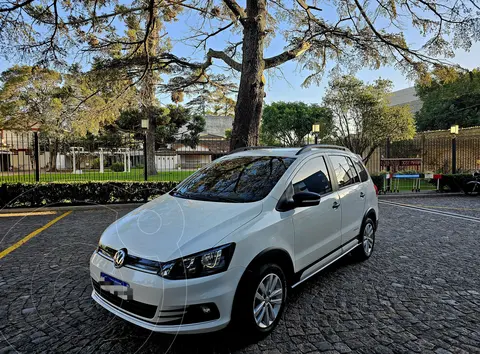 Volkswagen Suran 1.6 Track usado (2017) color Blanco precio $15.388.000