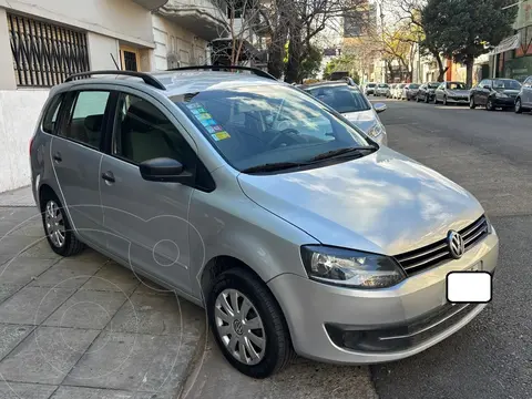 Volkswagen Suran 1.6 Comfortline I-Motion usado (2010) color Plata Reflex precio $10.900.000