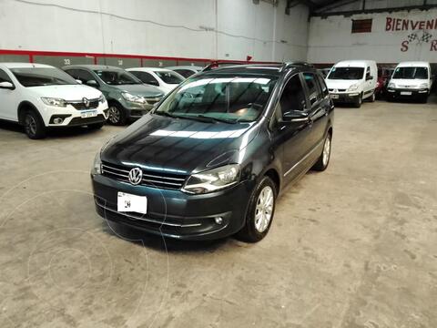 foto Volkswagen Suran 1.6 Highline I-Motion usado (2014) color Azul precio $2.160.000