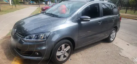 Volkswagen Suran 1.6 Trendline usado (2017) color Gris precio $20.700.000