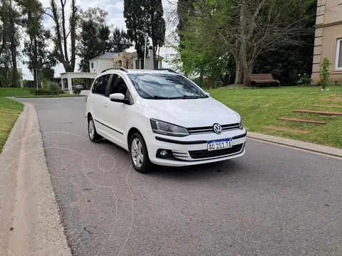 Volkswagen Suran 1.6 Comfortline usado (2017) color Blanco Cristal precio u$s10.400