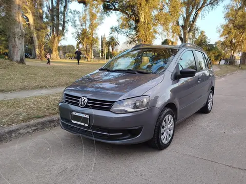 Volkswagen Suran 1.6 Comfortline usado (2013) color Gris Off-Road precio $11.500.000