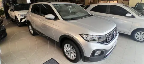 Volkswagen T-Cross Trendline usado (2021) color Plata precio $24.000.000