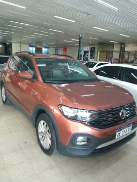 Volkswagen T-Cross Comfortline usado (2020) color Bronce precio $28.300.000