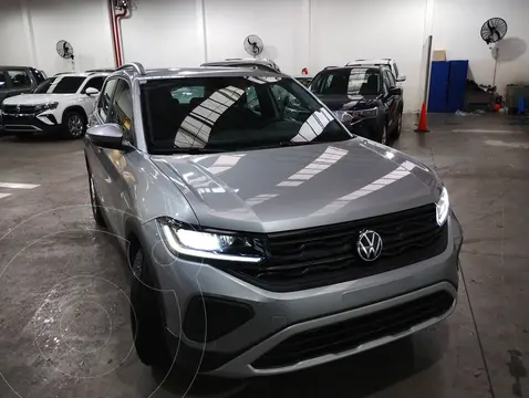 Volkswagen T-Cross 170 TSi Trendline nuevo color Plata precio $31.000.000