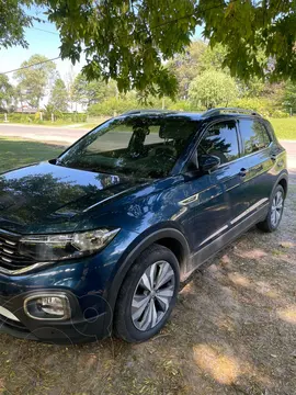 Volkswagen T-Cross Highline MSi Aut usado (2020) color Azul Egeo precio $25.000.000